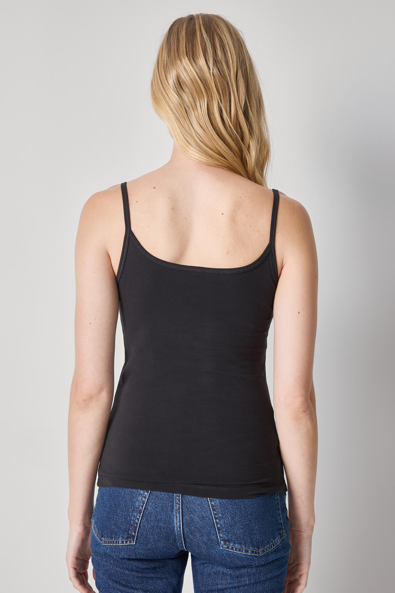 Camisole in color Black Image A2
