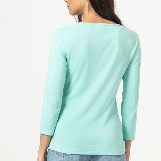 3/4 Sleeve V-Neck in color Aruba Image A2