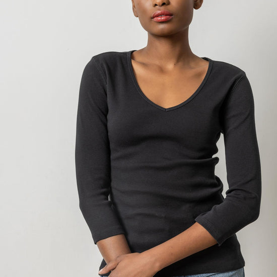 3/4 Sleeve V-Neck in color Black Image A1