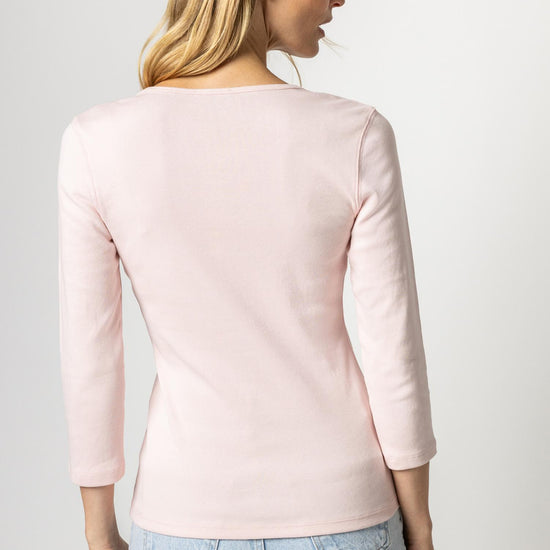 3/4 Sleeve V-Neck in color Camellia Image A2