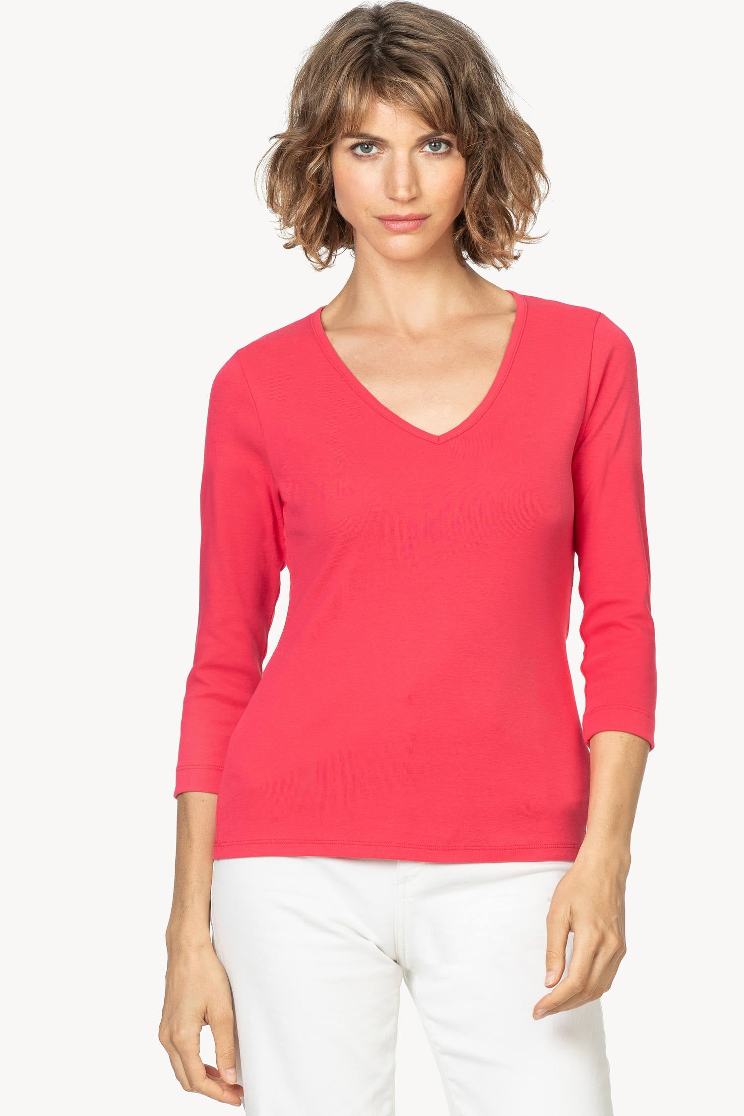 3/4 Sleeve V-Neck in color Geranium Image A1