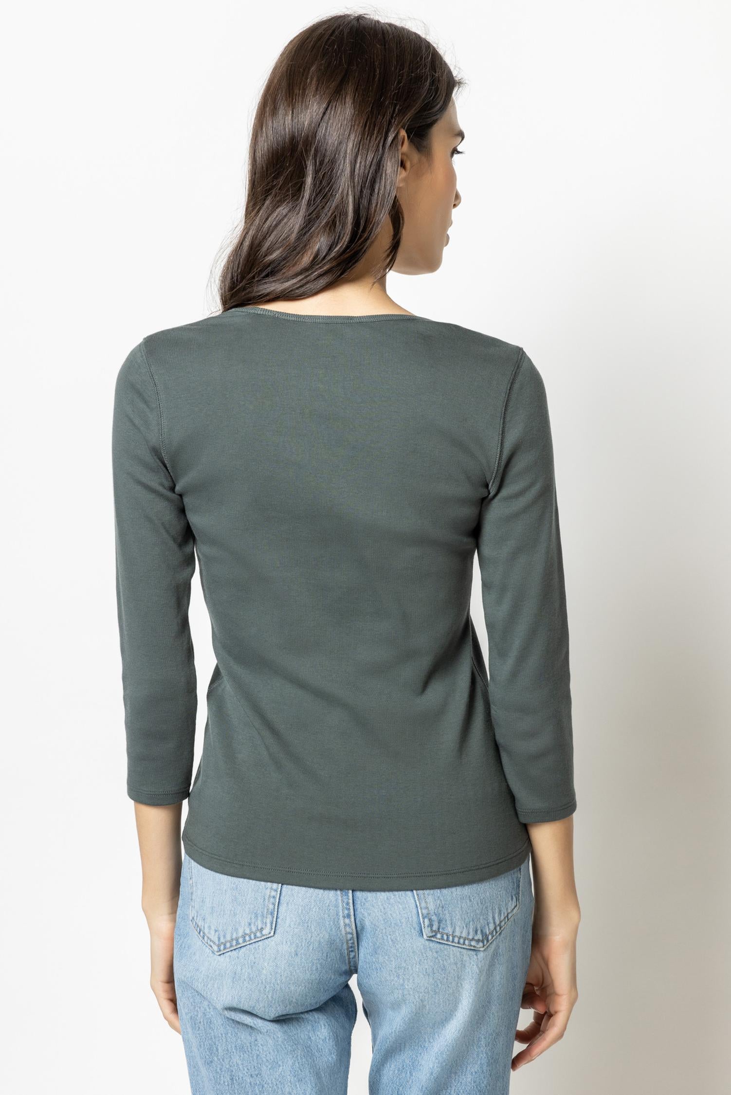 3/4 Sleeve V-Neck in color Mineral Image A2