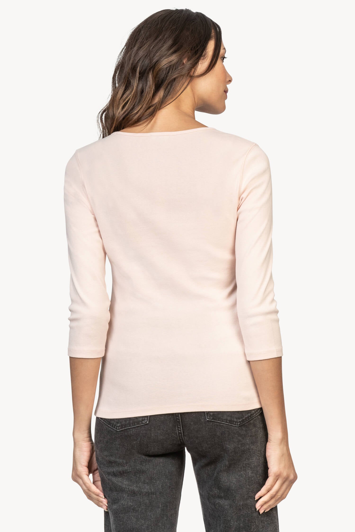 3/4 Sleeve V-Neck in color Peony Image A2
