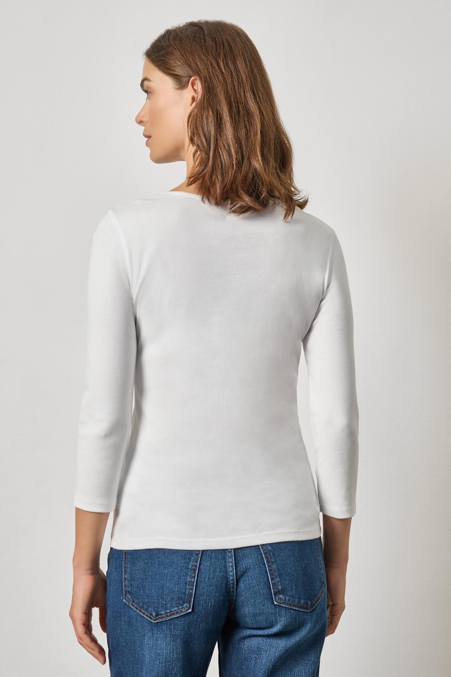 3/4 Sleeve V-Neck in color White Image A2