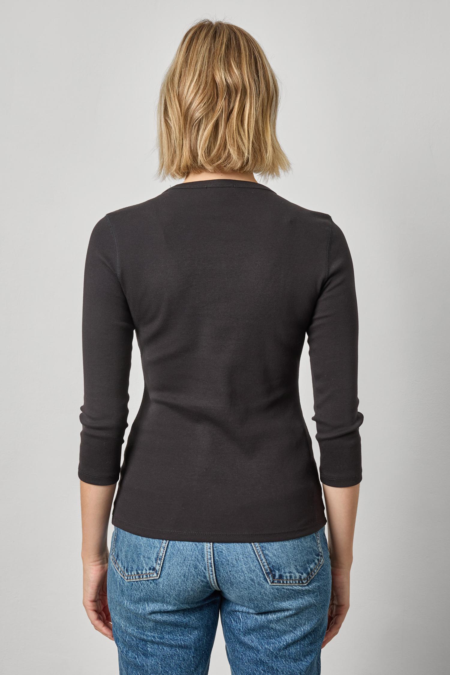 3/4 Sleeve Crew in color Black Image A2