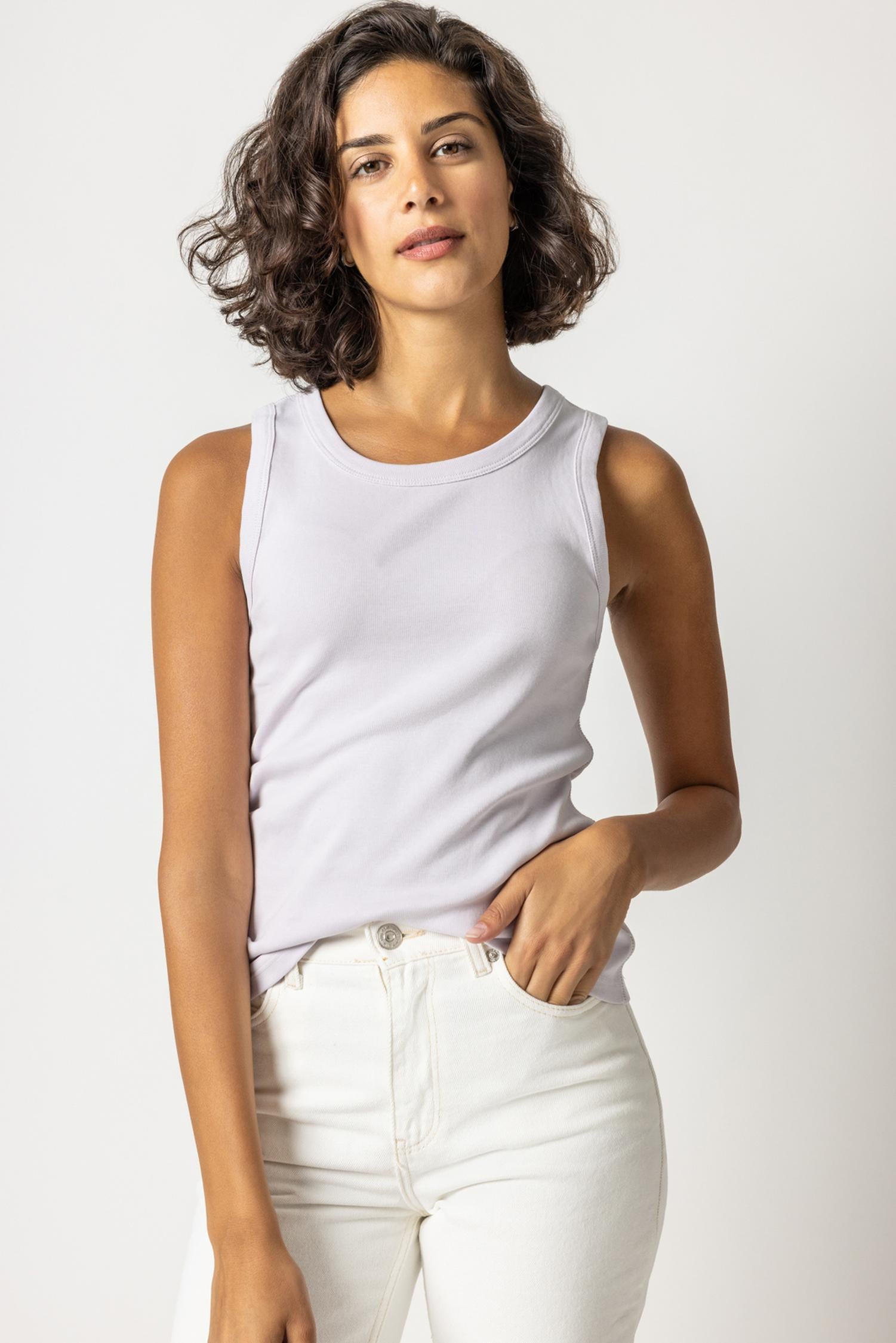 Jewel Tank in color Lily Image A1