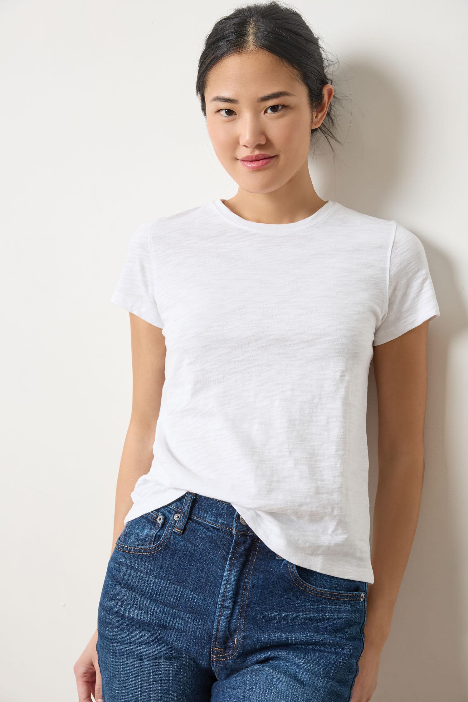 Short Sleeve Back Seam Crewneck in color White Image A3