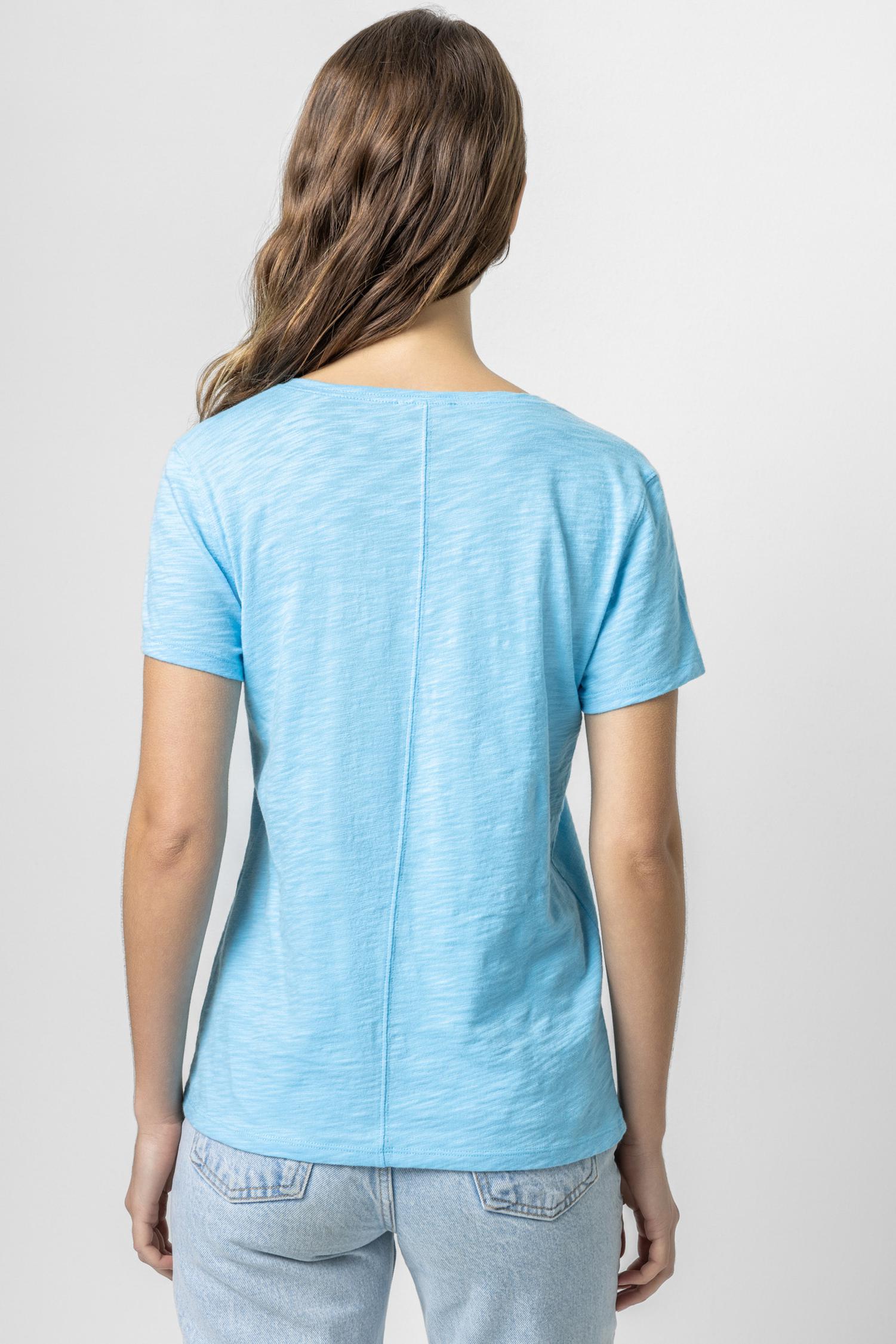 V-Neck Short Sleeve Back Seam Tee in color Aruba Image A2