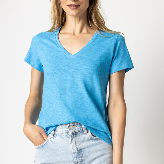 V-Neck Short Sleeve Back Seam Tee in color Dutch Image A1