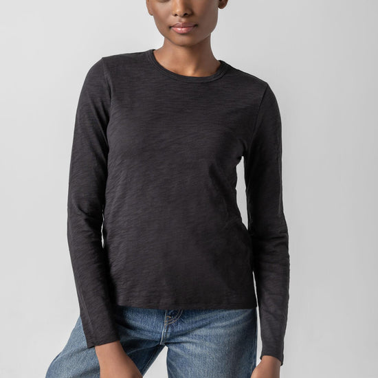 Long Sleeve Crewneck in color Black Image A1