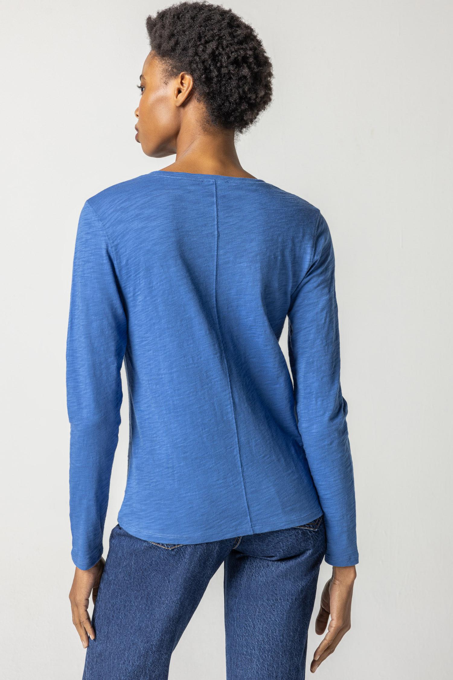 Long Sleeve V-Neck in color Admiral Image A2