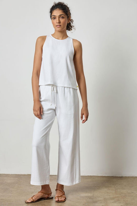 Seamed Wide Leg Pant in color White Image A5