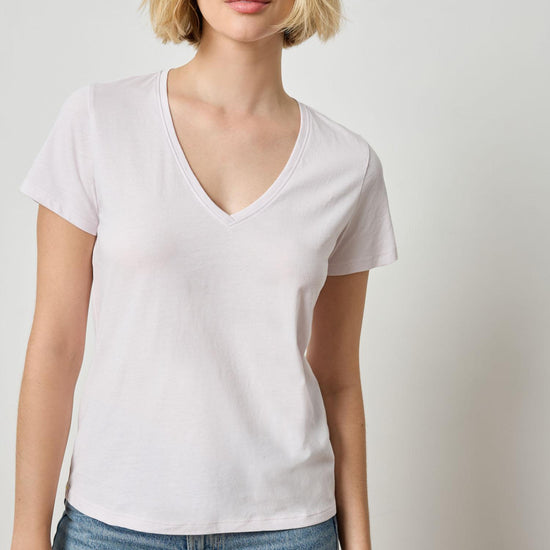 Short Sleeve V-Neck in color Lily Image A1