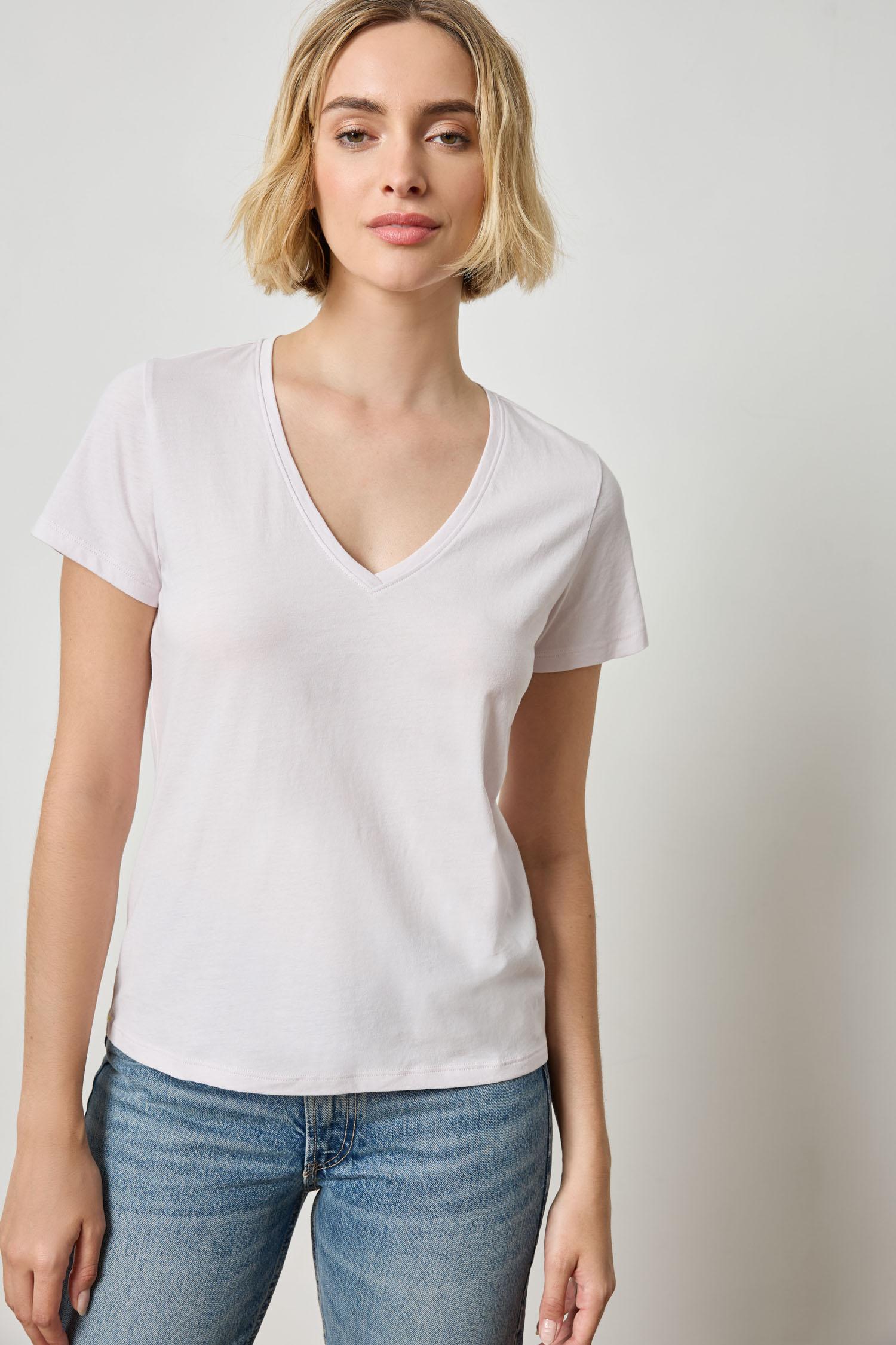 Short Sleeve V-Neck in color Lily Image A1