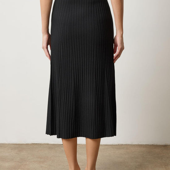 Straight Rib Skirt in color Black Image A2