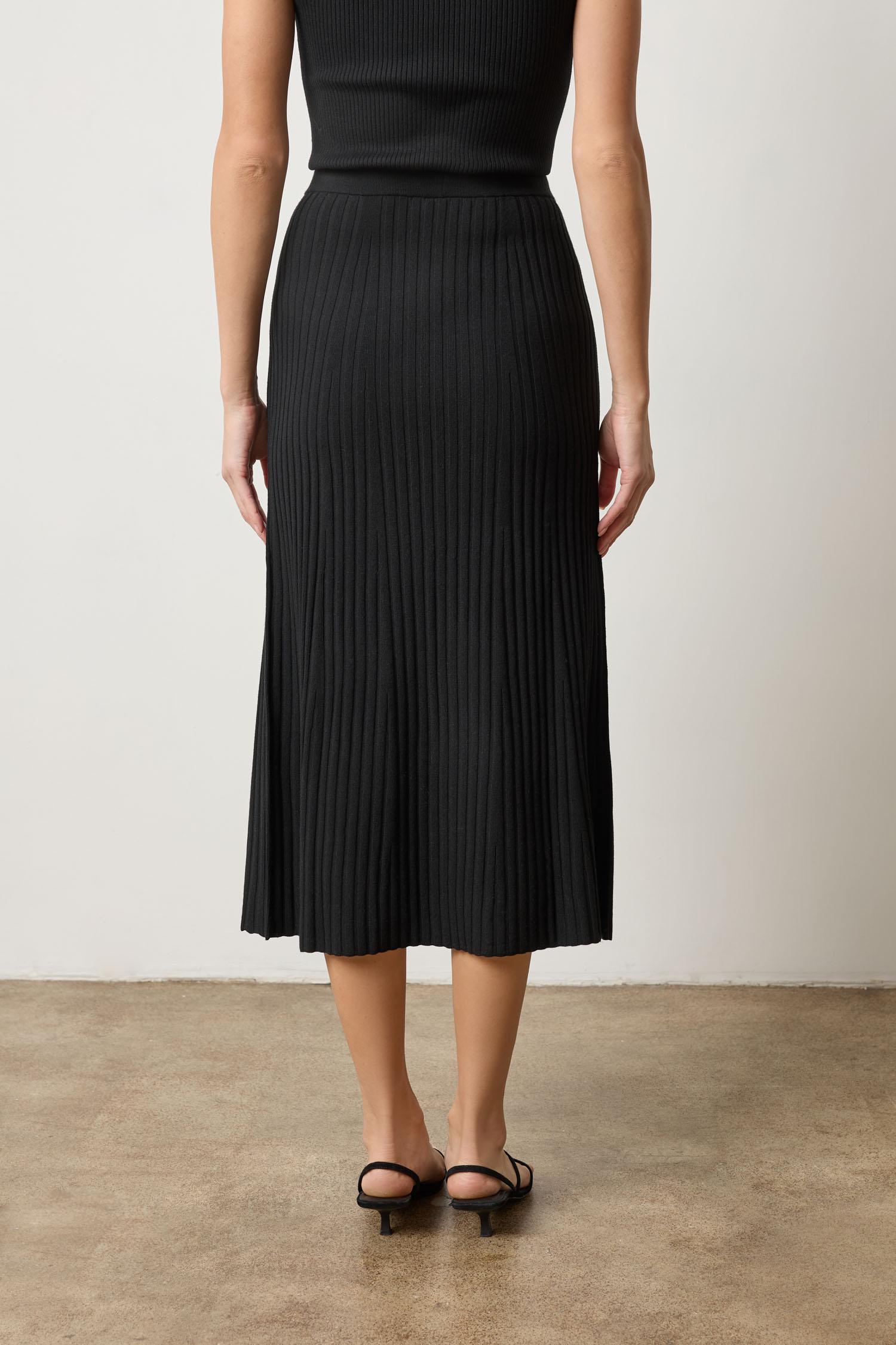Straight Rib Skirt in color Black Image A2
