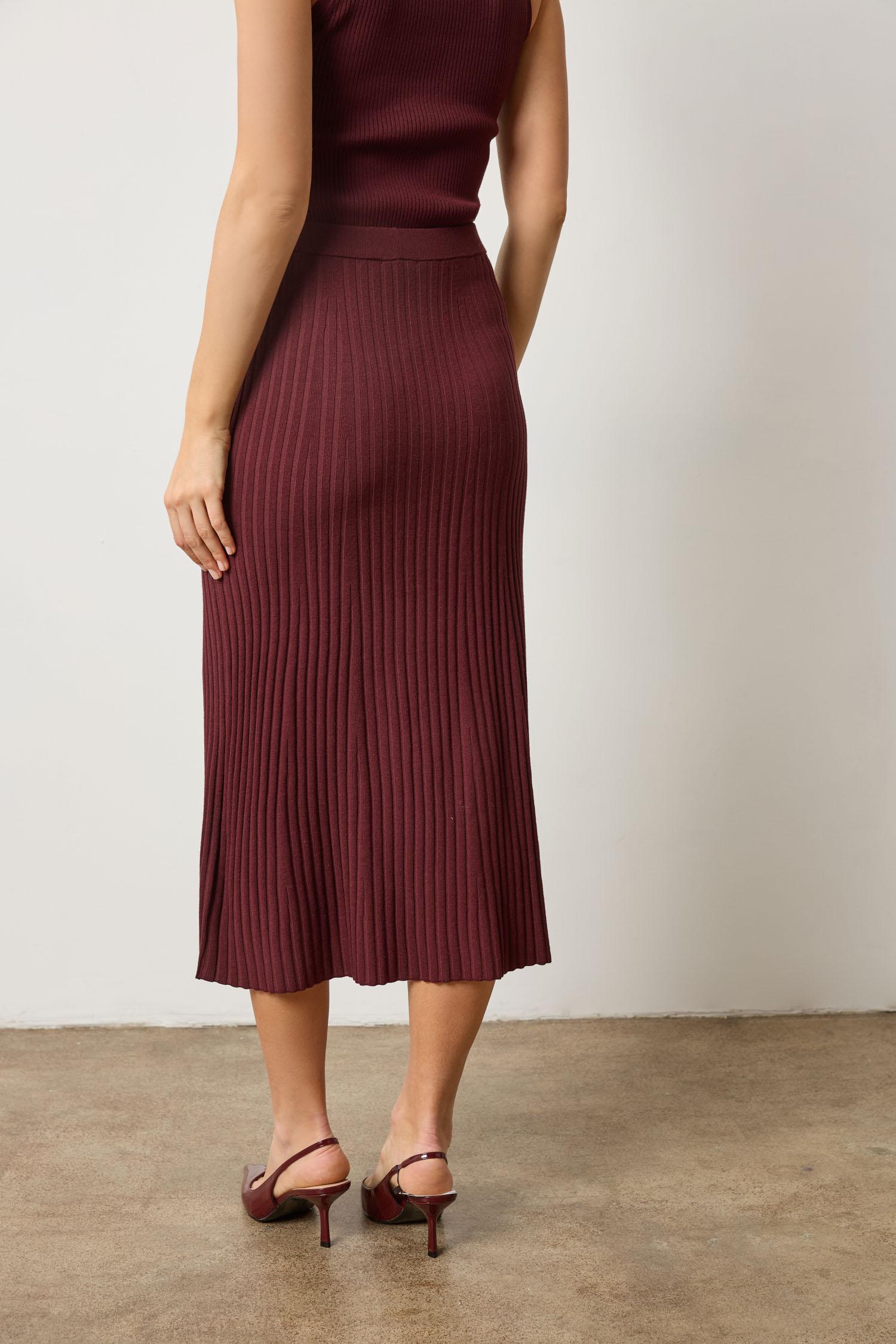 Straight Rib Skirt in color Dark Cherry Image A2