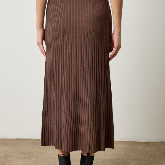 Straight Rib Skirt in color Mink Image A2
