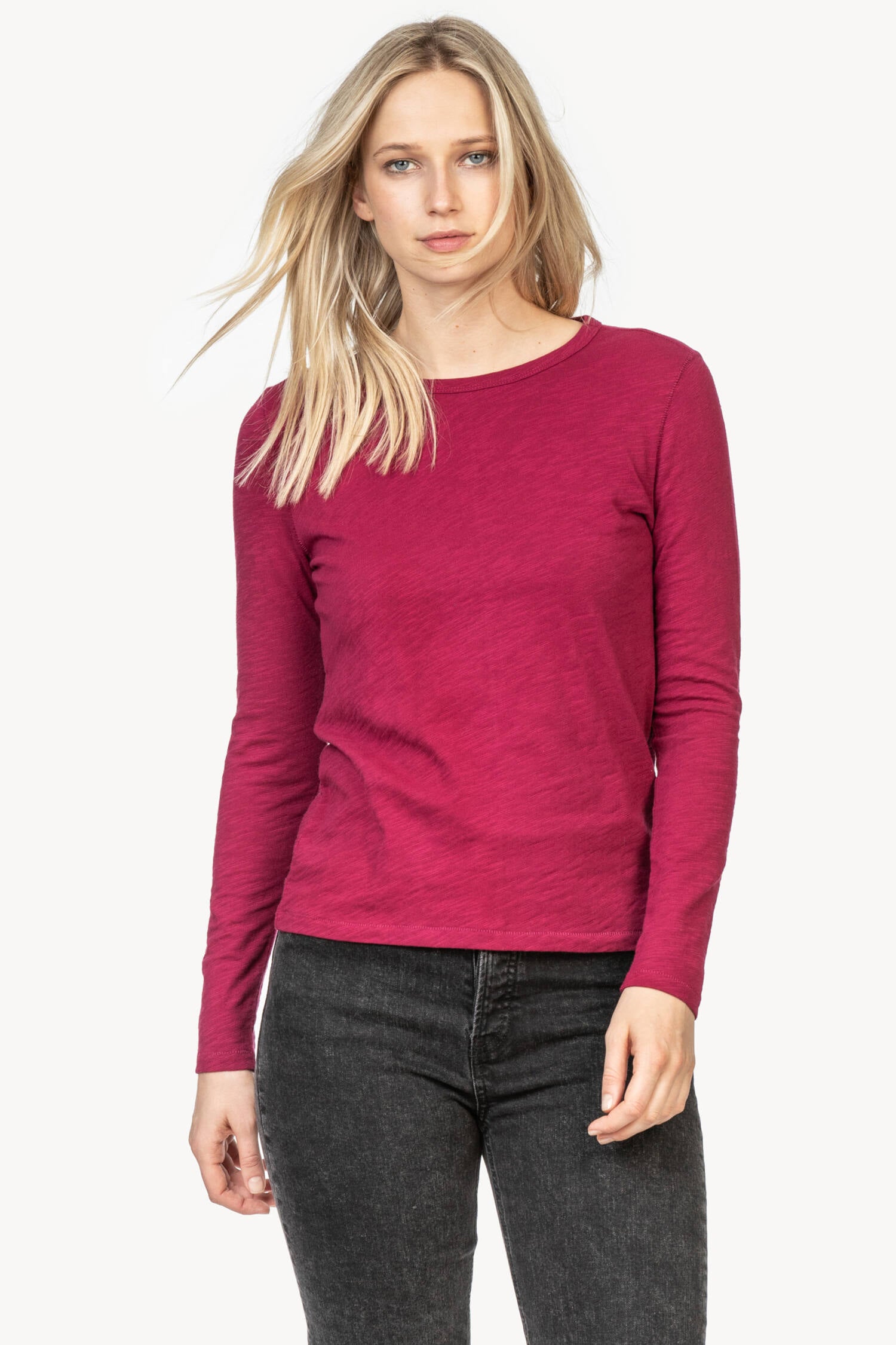 Dipssi - Long-Sleeve Crew Neck Plain Side-Slit T-Shirt