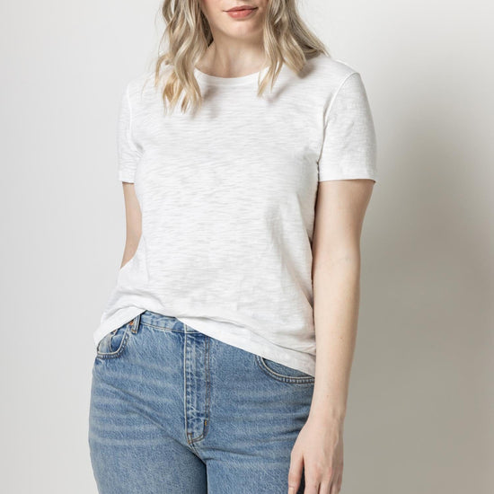 Short Sleeve Back Seam Tee Womens Top White A7