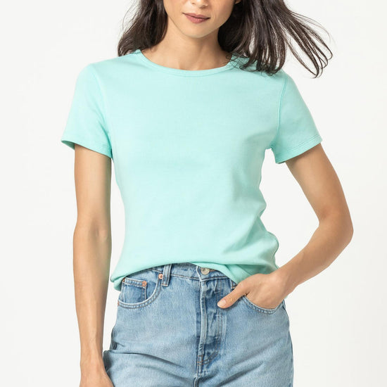 Short Sleeve Crew in color Aruba Image A1