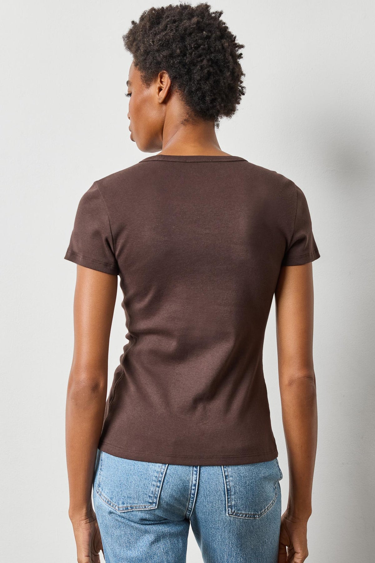 Short Sleeve Crew in color Espresso Image A2