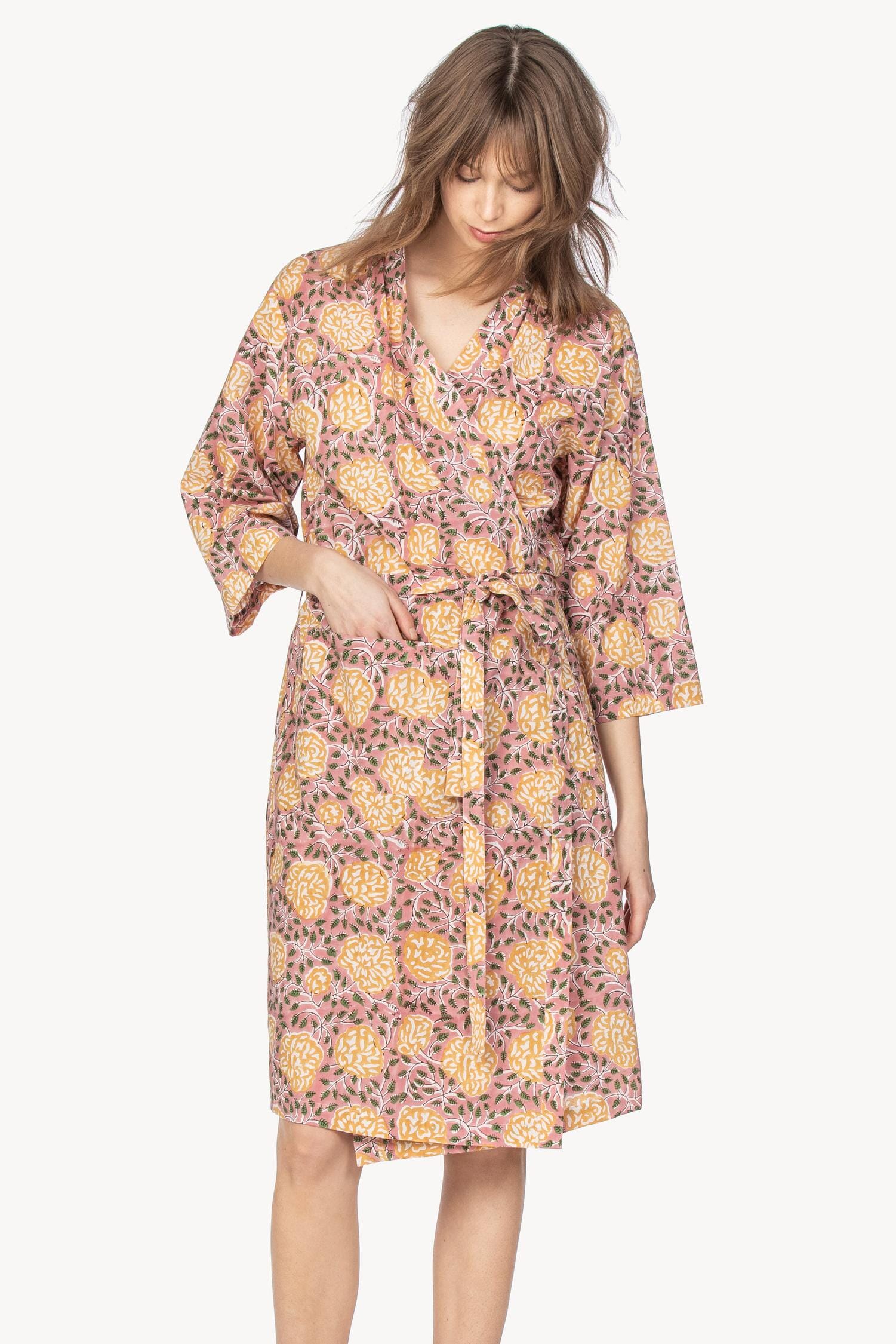 Robe Womens Robe Gold Flower Print A1