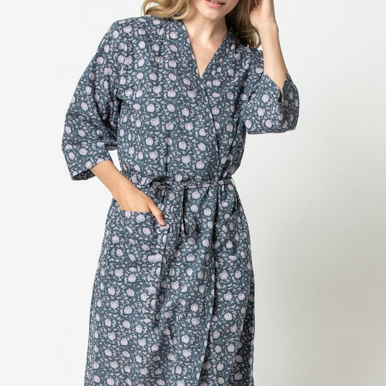 Robe Womens Robe Lily Print A3