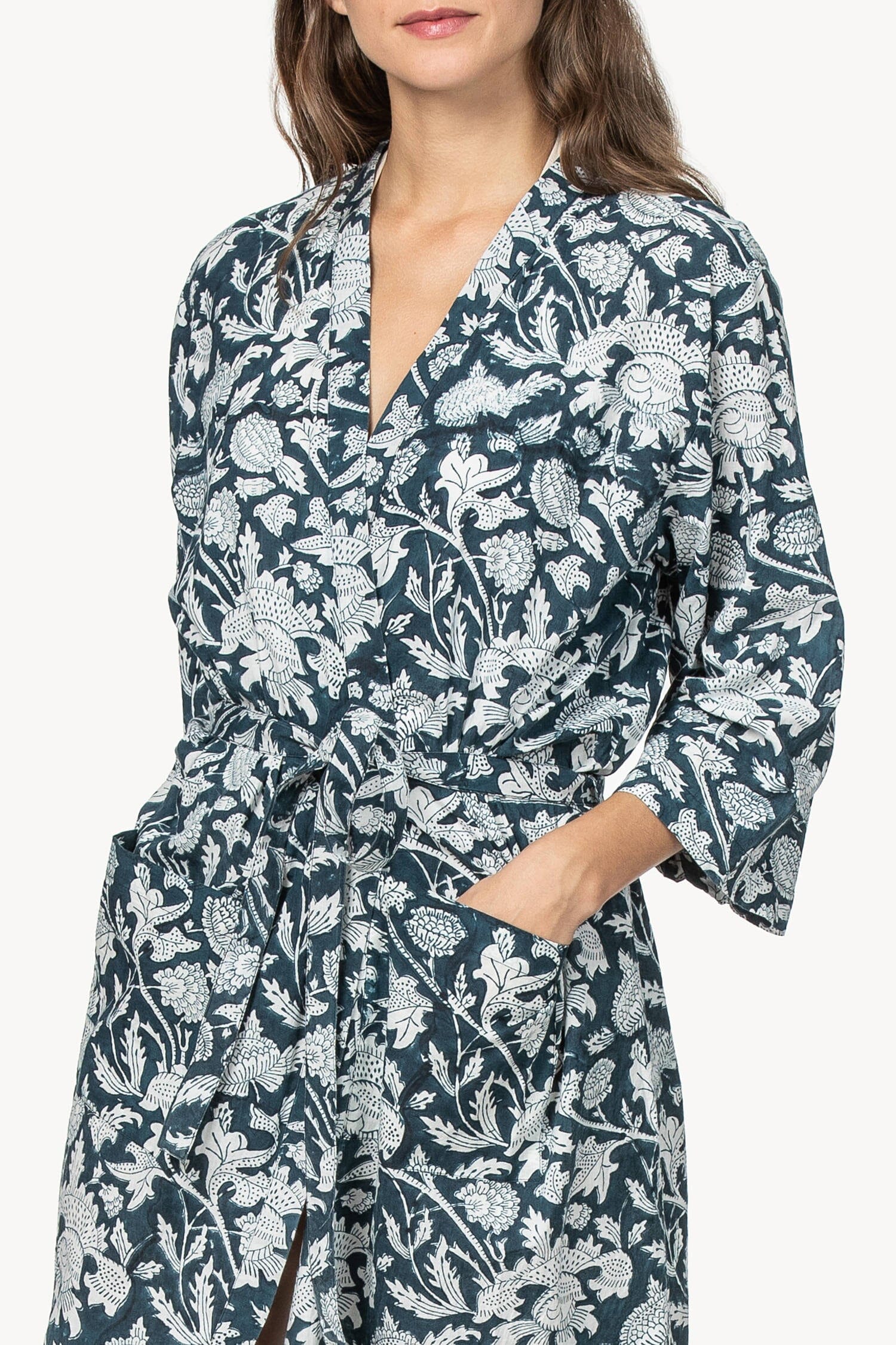 Robe Womens Robe Navy Floral Block Print A6