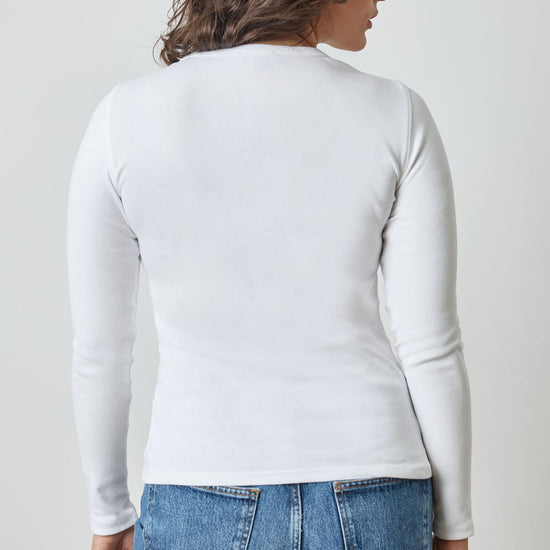 Long Sleeve Crew in color White Image A4
