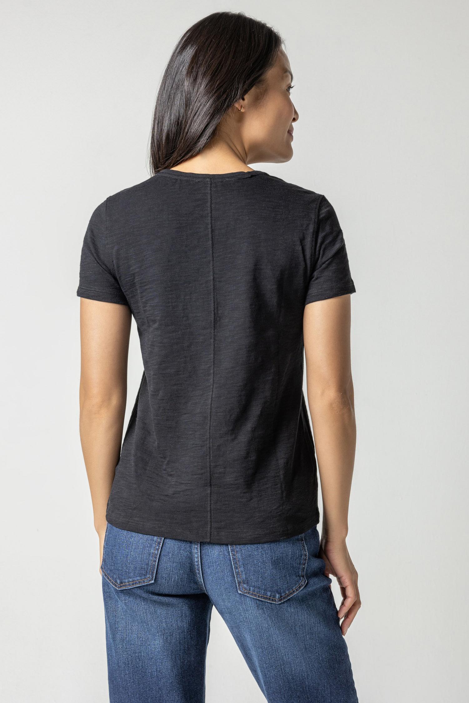 V-Neck Short Sleeve Back Seam Tee Womens Top Black A3