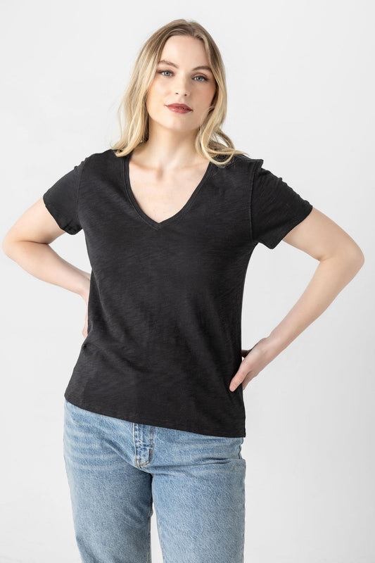 V-Neck Short Sleeve Back Seam Tee Womens Top Black A5