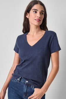 V-Neck Short Sleeve Back Seam Tee Womens Top Navy A1
