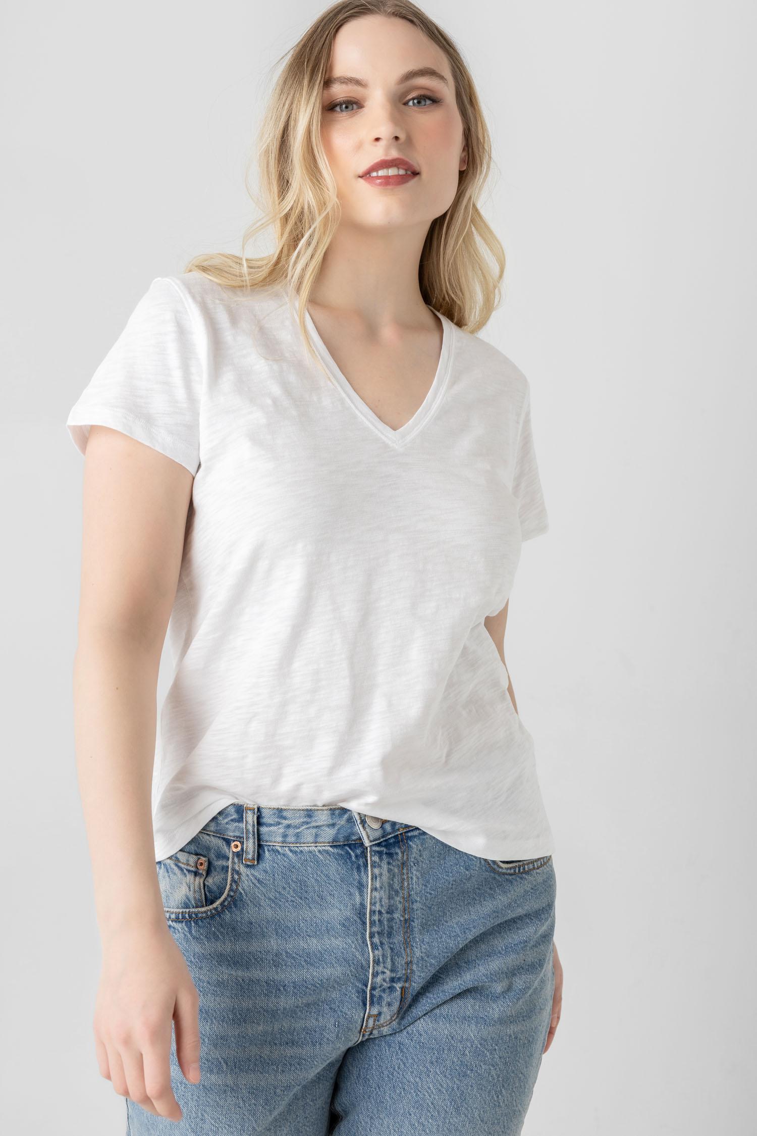 V-Neck Short Sleeve Back Seam Tee Womens Top White A3