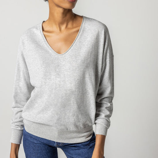 Easy V-Neck Pullover Sweater Womens Sweater Heather Grey A1