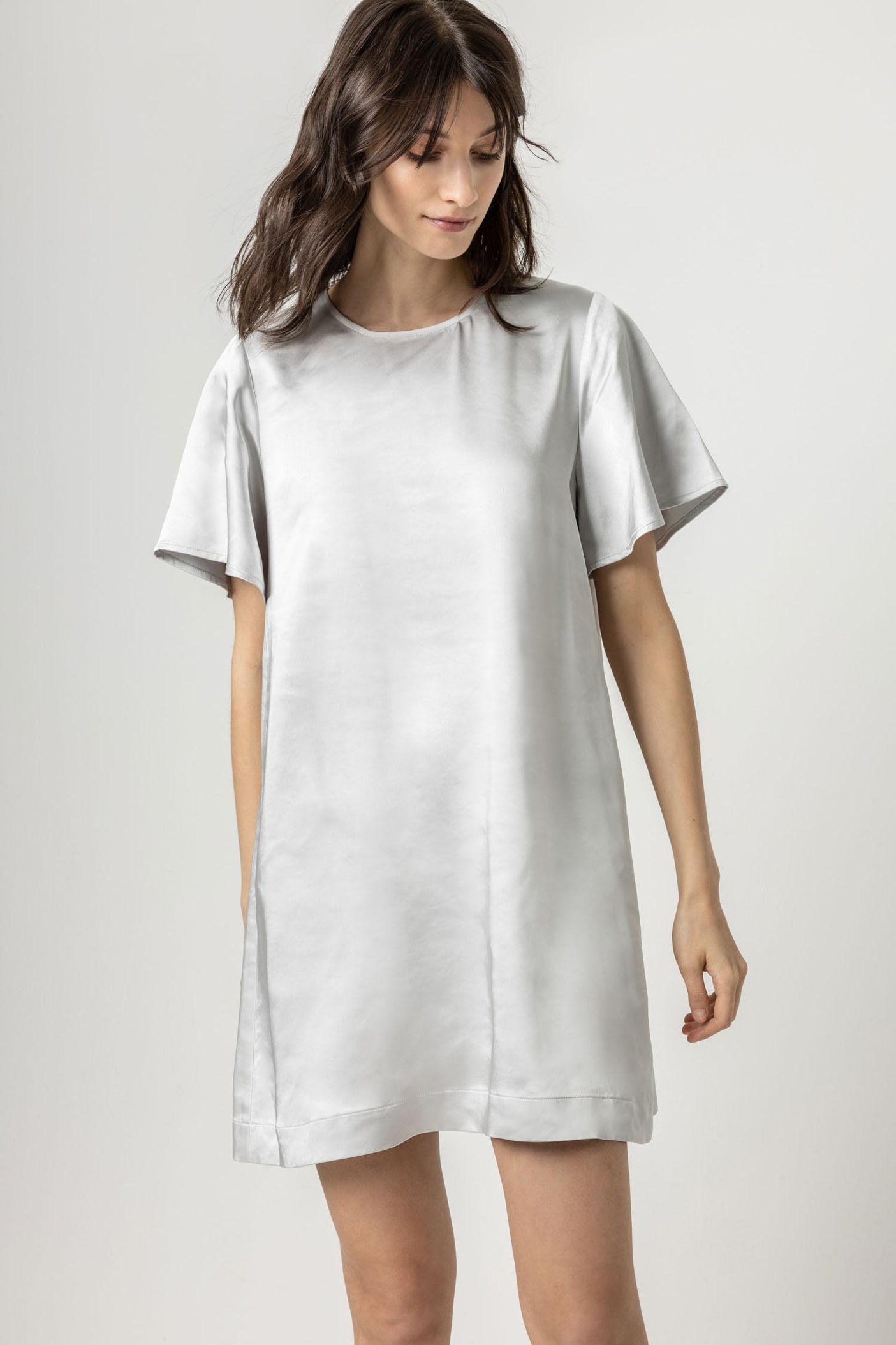 White satin t outlet shirt dress