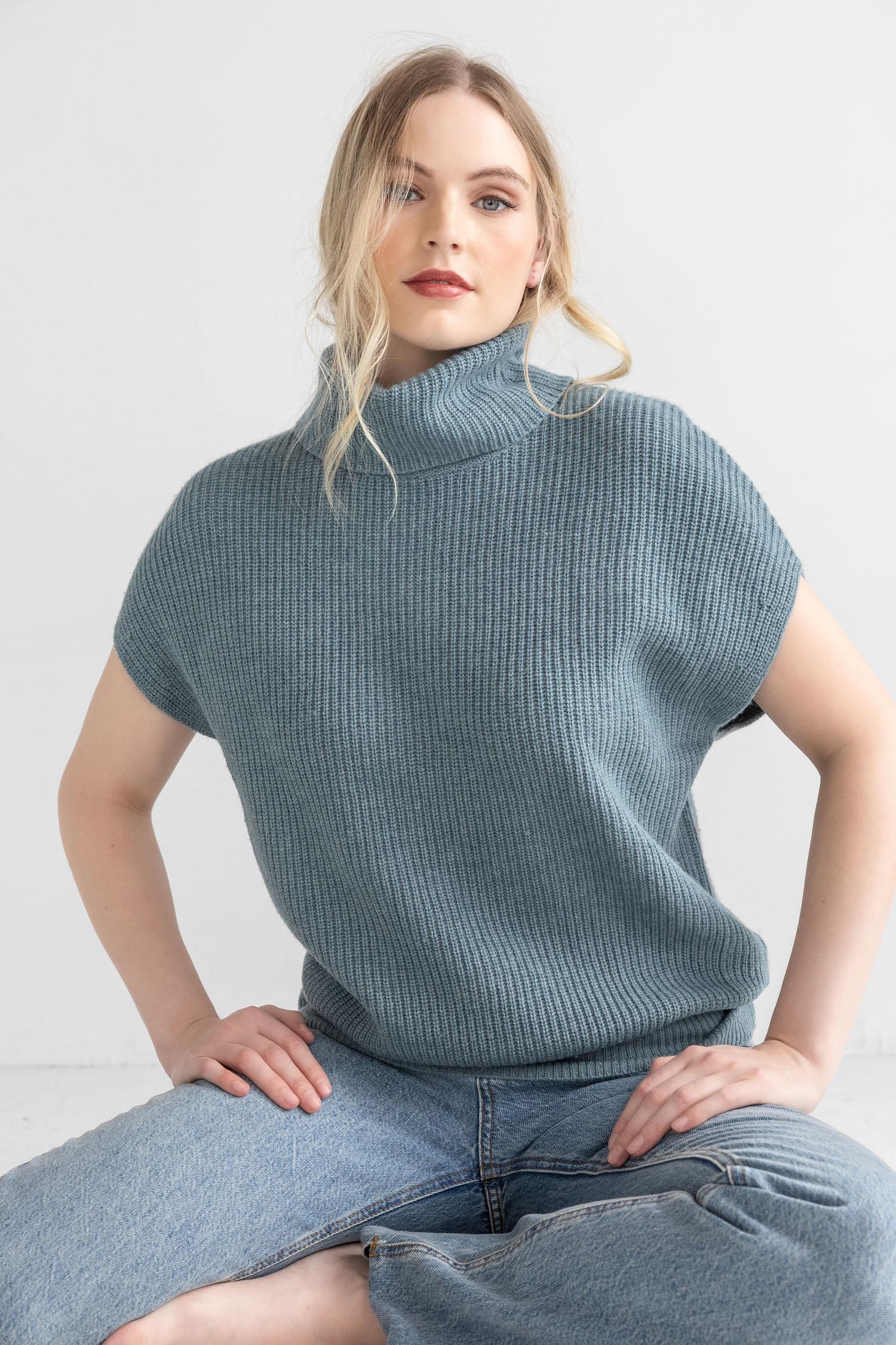 Ribbed Turtleneck Sweater Womens Sweater Nautilus C3