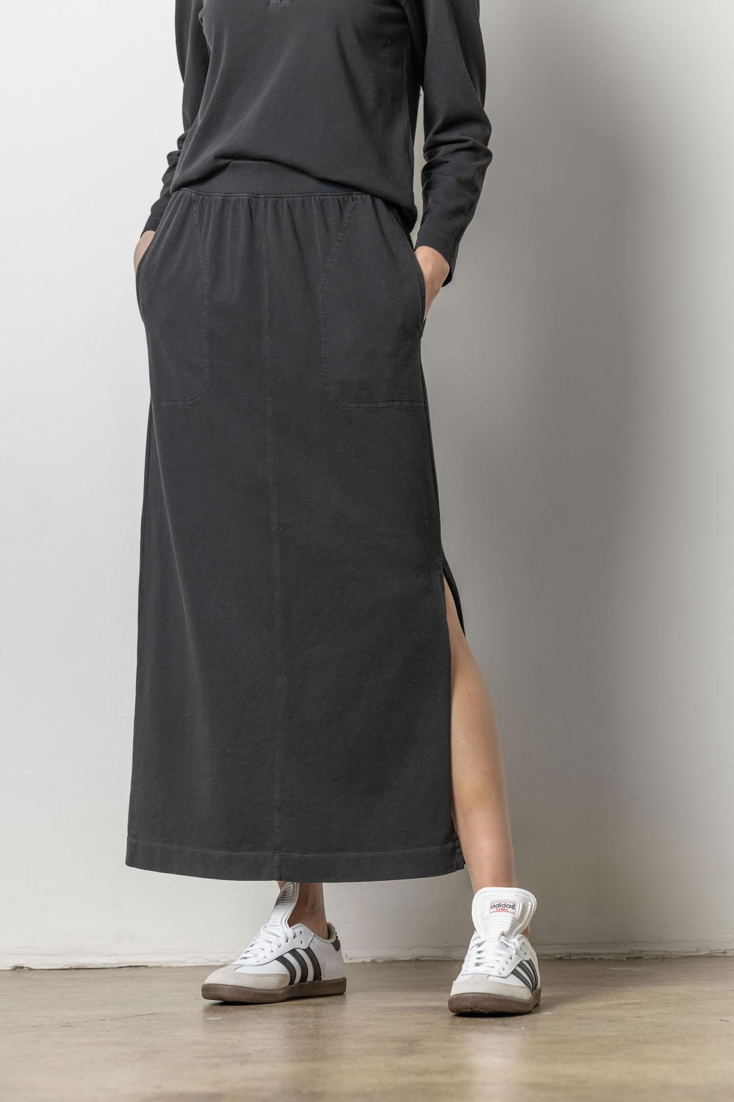 Maxi Skirt with Pockets Womens Skirt Black A1