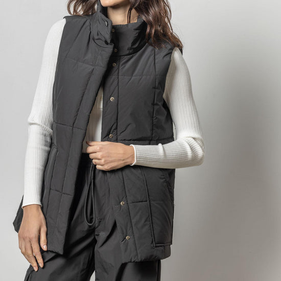 Nylon Long Vest Womens Jacket Jet Black A2