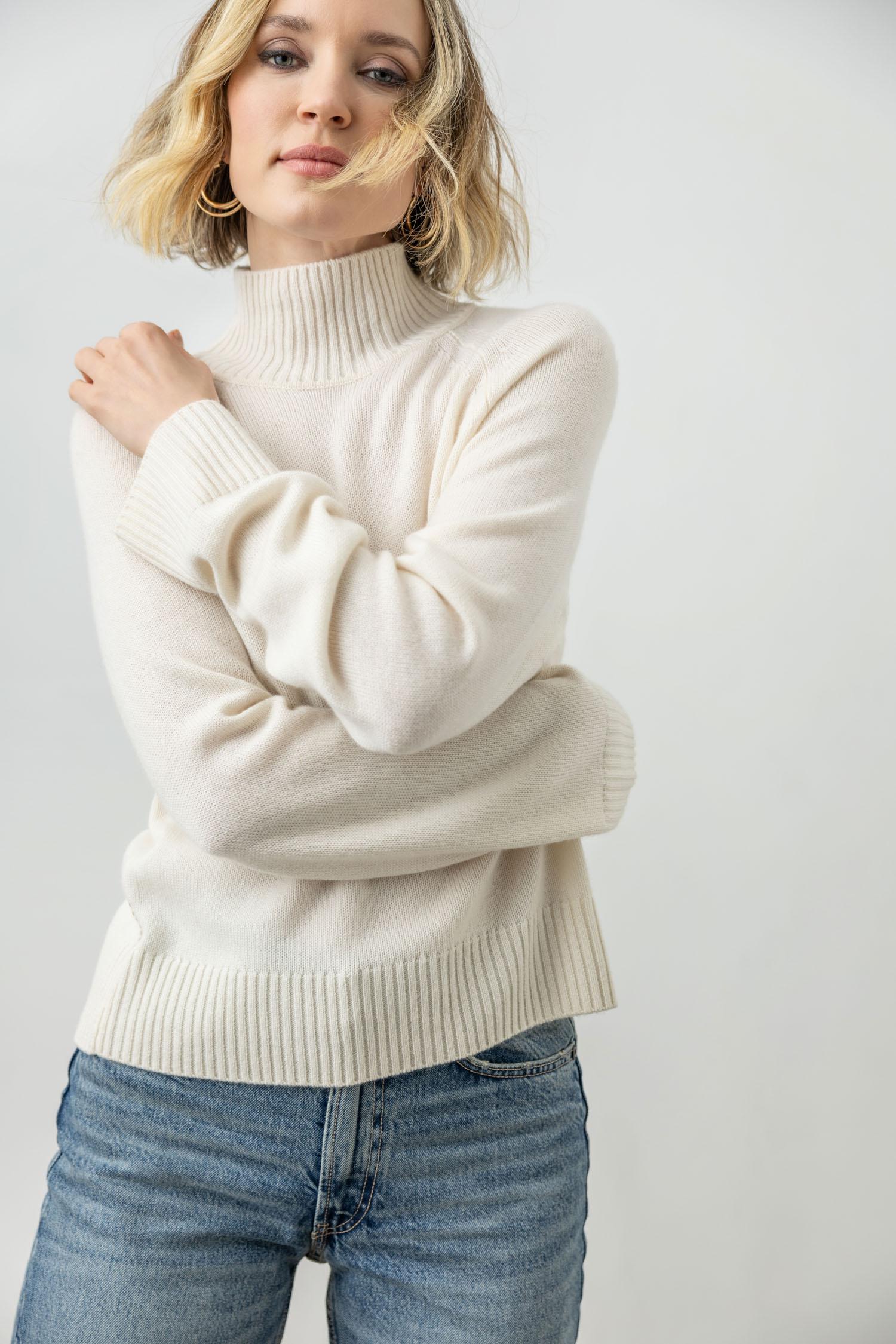 Full Sleeve Turtleneck Sweater Womens Sweater Ivory C1