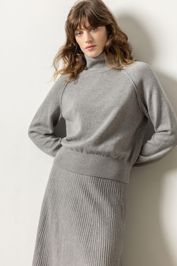 Raglan Turtleneck Sweater Womens Sweater Heather Grey A1