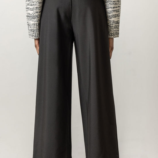 Wide Leg Pull On Pant Womens Pant Black A2