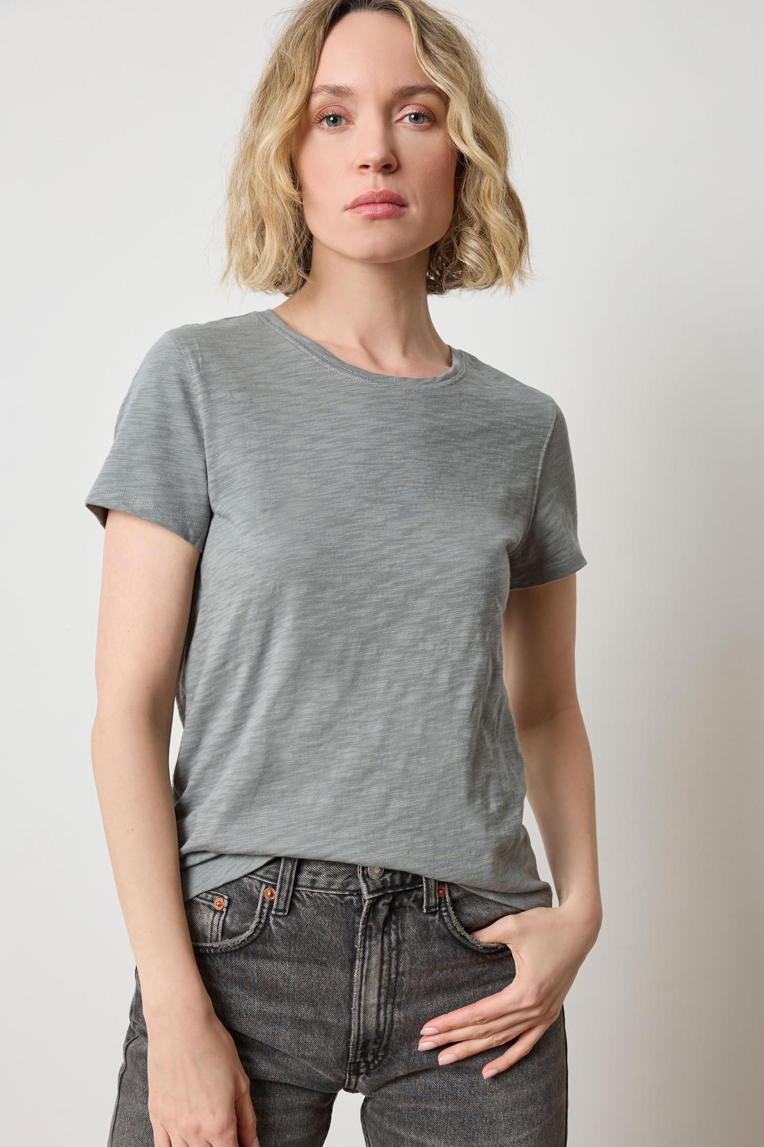 Short Sleeve Back Seam Crewneck Womens Top Gravel A1