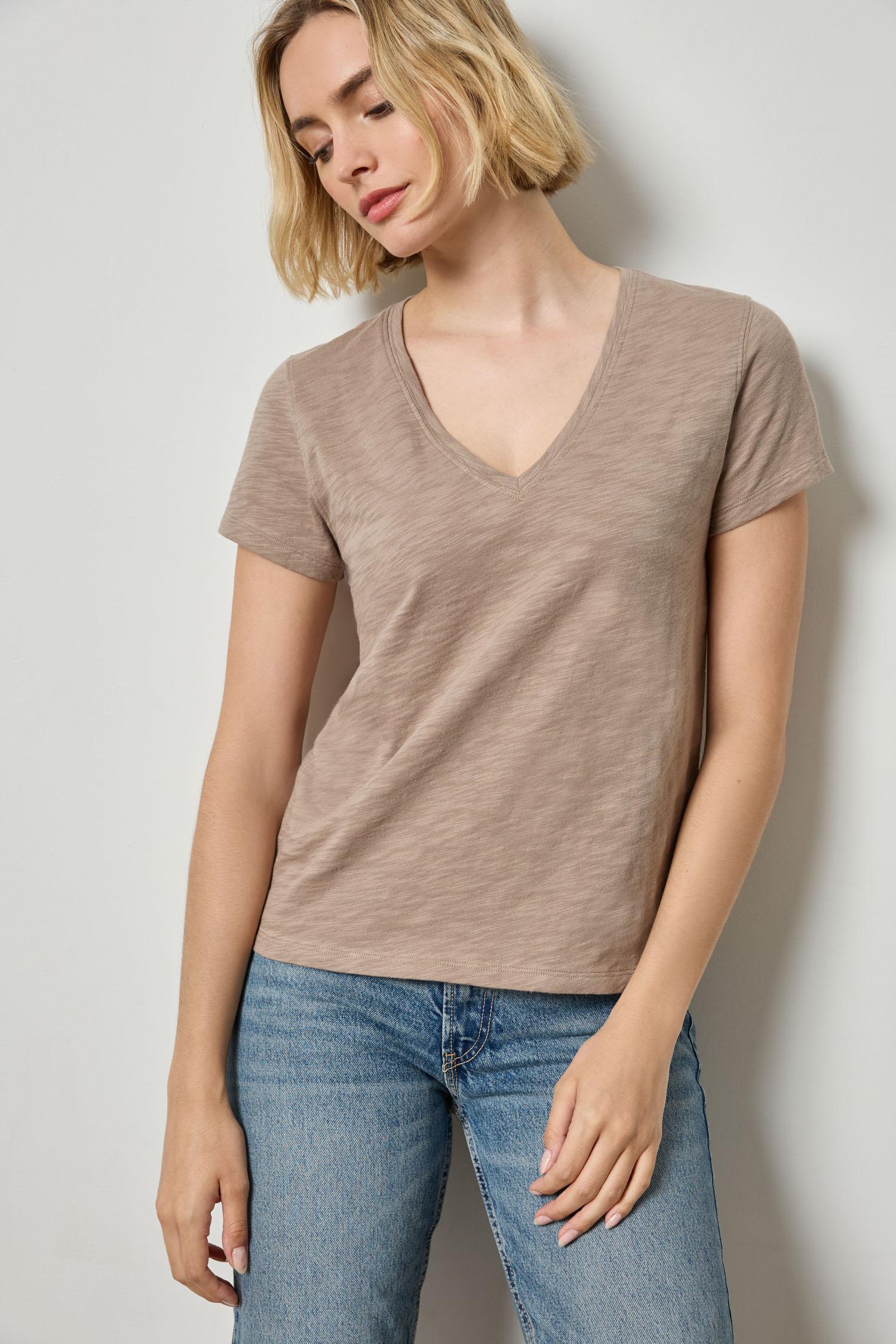 Short Sleeve Back Seam V-Neck Womens Top Driftwood A1