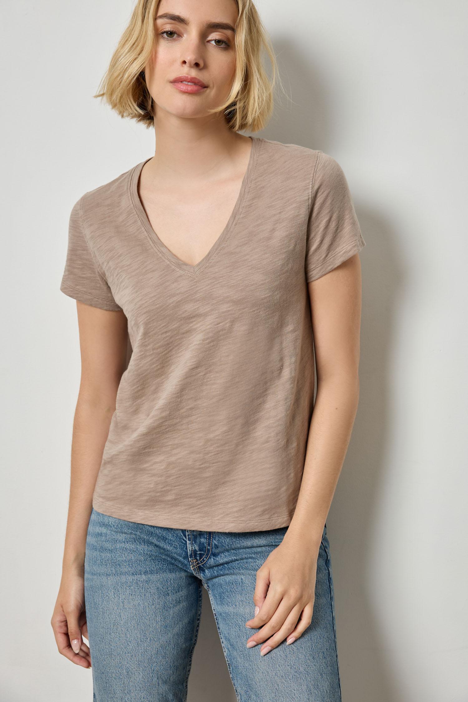 Short Sleeve Back Seam V-Neck Womens Top Driftwood A2