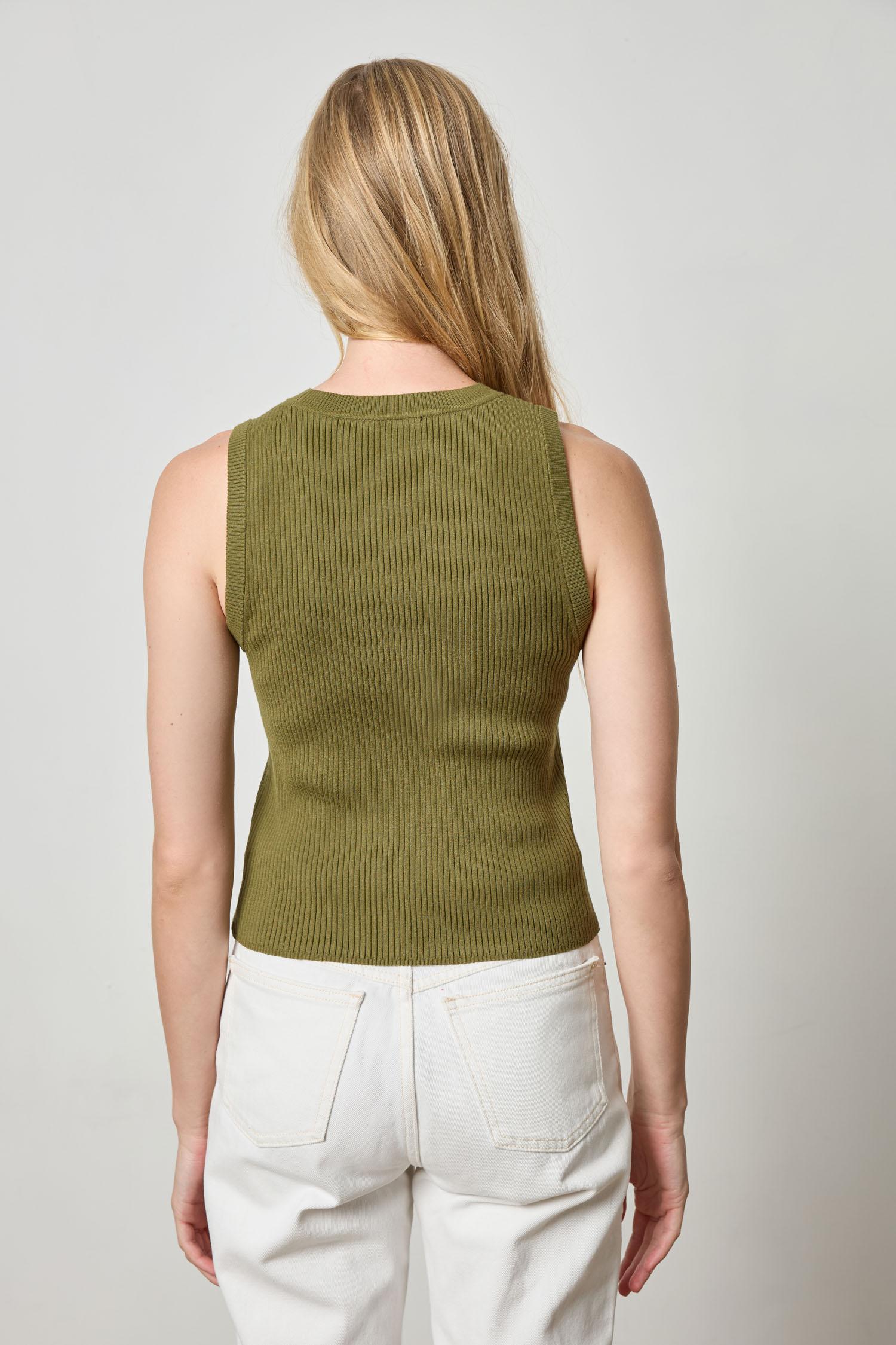 Short Perfect Tank Sweater Womens Sweater Aloe A2