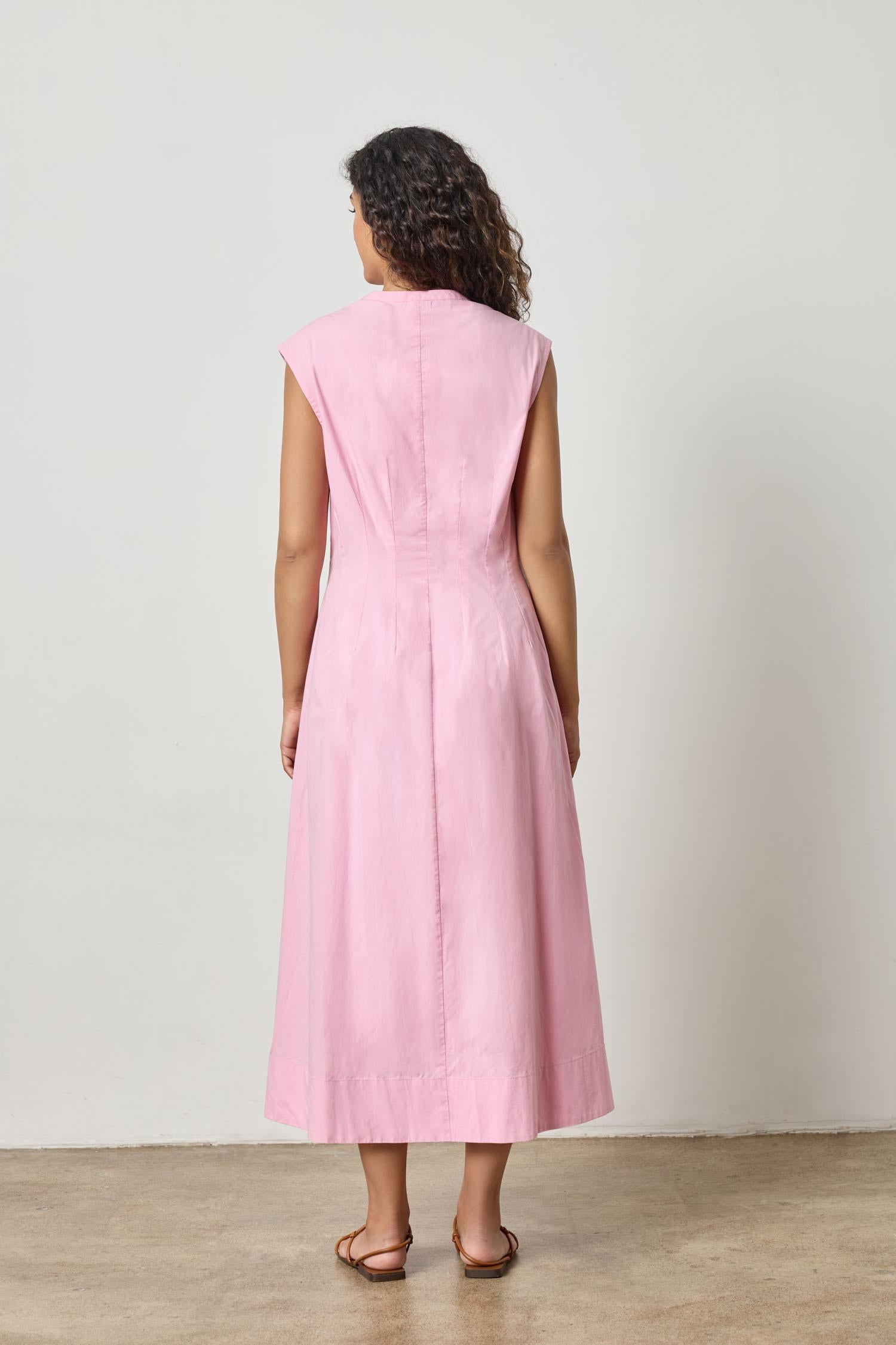 Sleeveless Seamed Maxi Dress – Lilla P