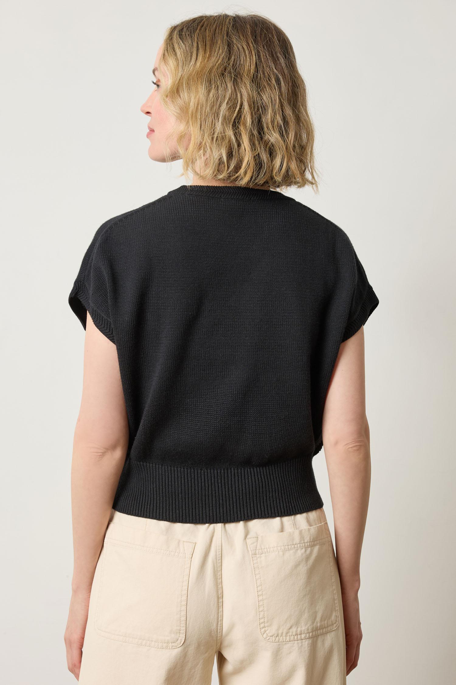 Wedge Sweater Womens Sweater Black A2