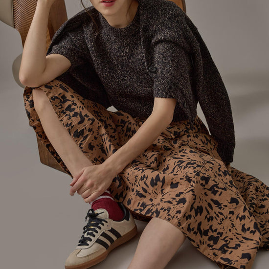 Short Sleeve Marled Pullover in color Black Marl Image C0
