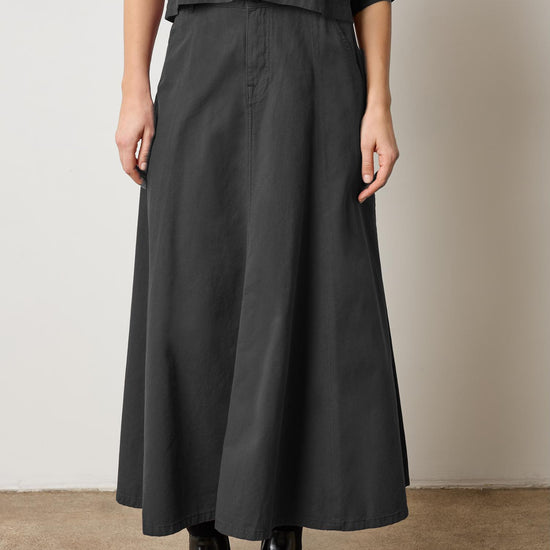 Seamed Maxi Skirt in color Black Image A1